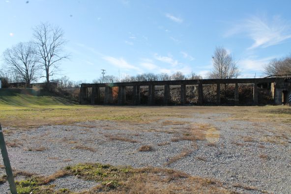 206 S Cutler St, Greeneville, TN 37743